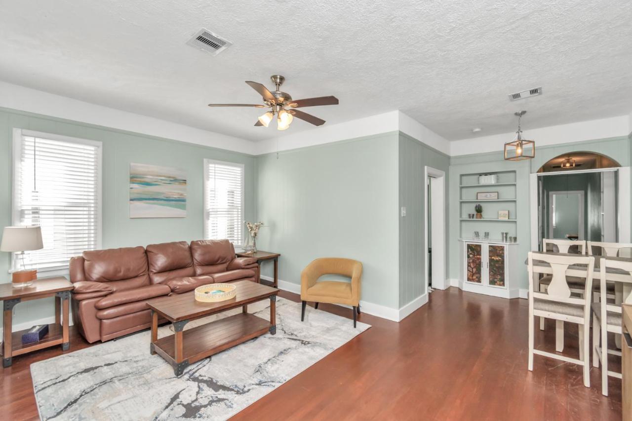 2 Kitchens,2 Living Rooms,4 Bedrooms-Close To All! Galveston Luaran gambar