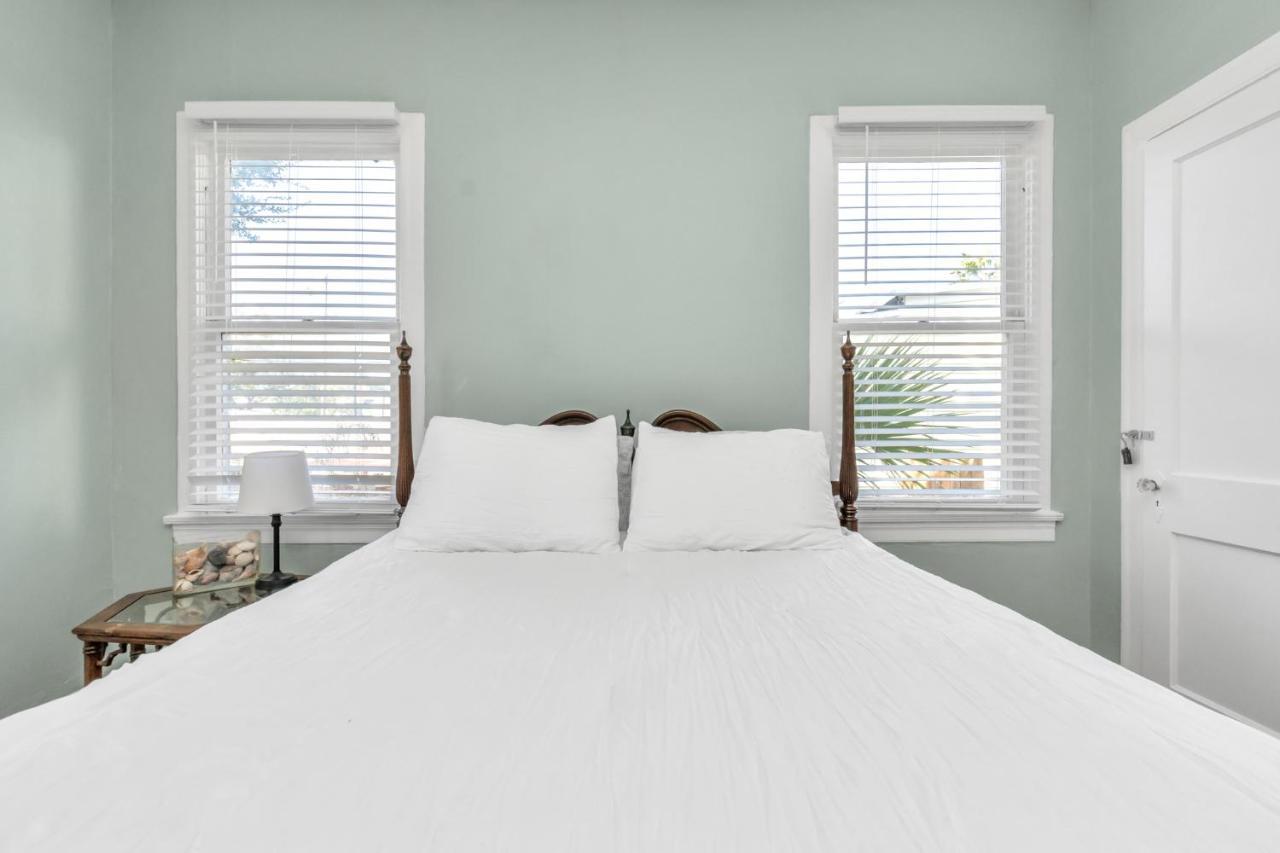 2 Kitchens,2 Living Rooms,4 Bedrooms-Close To All! Galveston Luaran gambar