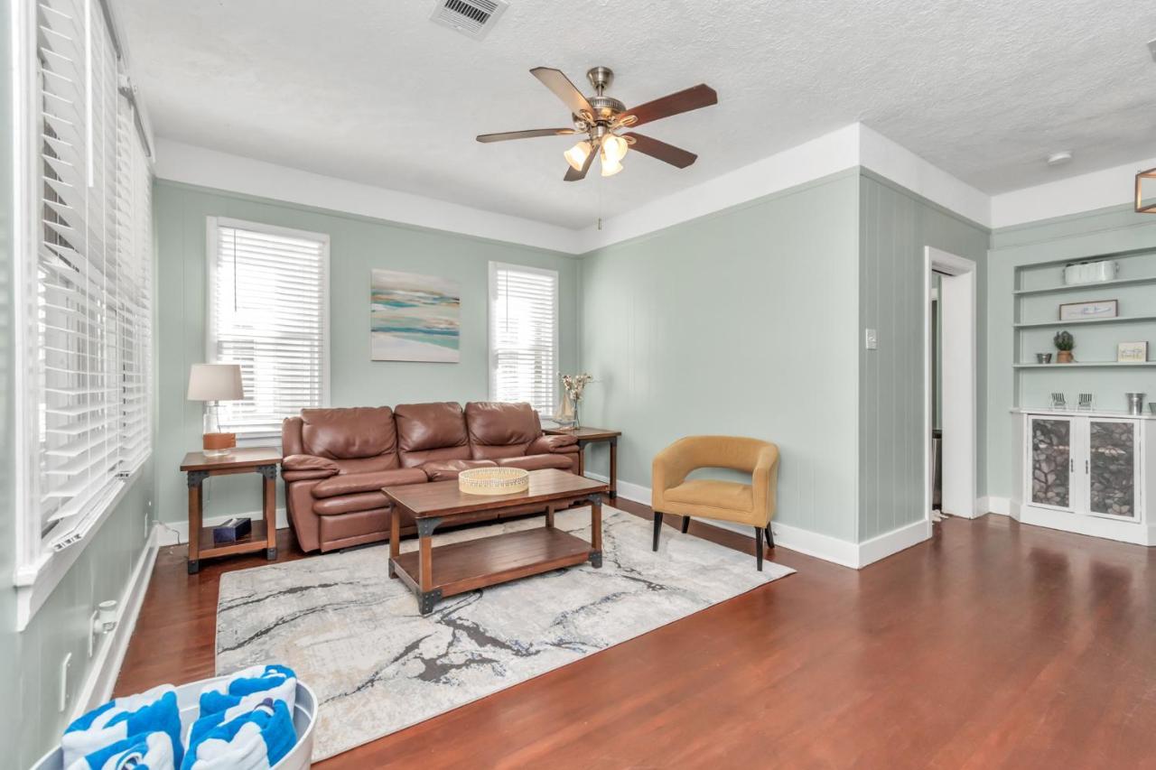 2 Kitchens,2 Living Rooms,4 Bedrooms-Close To All! Galveston Luaran gambar