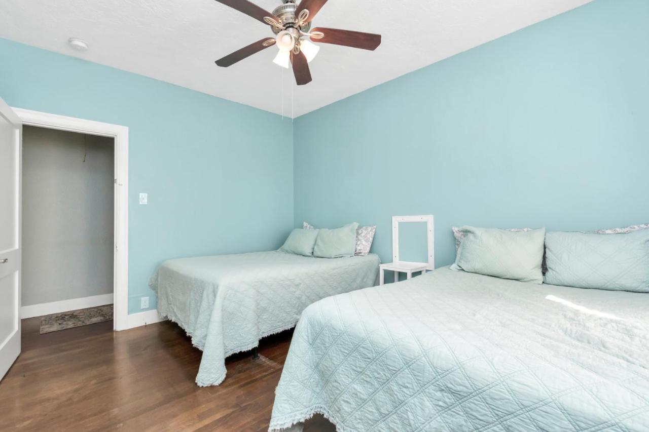 2 Kitchens,2 Living Rooms,4 Bedrooms-Close To All! Galveston Luaran gambar