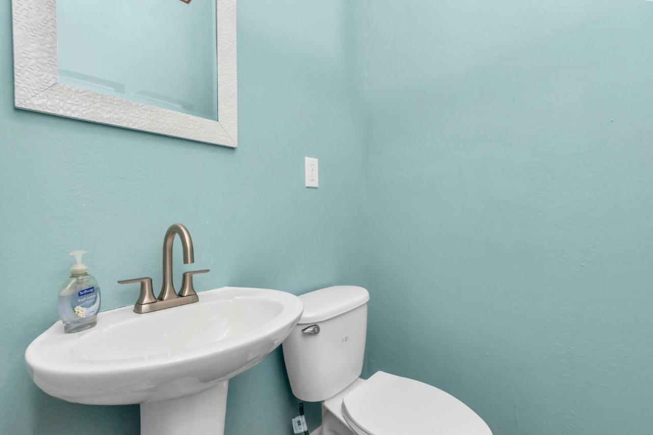 2 Kitchens,2 Living Rooms,4 Bedrooms-Close To All! Galveston Luaran gambar
